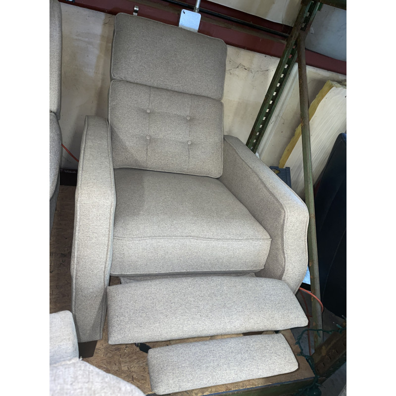 Elora Fabric Pushback Recliner